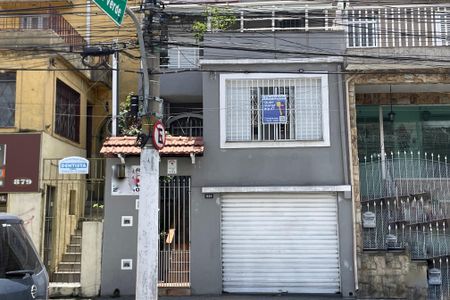 Casa à venda com 118m², 3 quartos e 1 vagaFachada