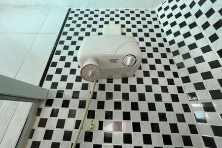 Casa à venda com 118m², 3 quartos e 1 vagaChuveiro