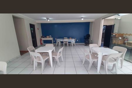 Apartamento para alugar com 50m², 1 quarto e 1 vaga Apartamento para alugar com 50m², 1 quarto e 1 vagaÁrea comum - Salão de Festas