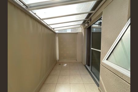 Varanda Sala de apartamento à venda com 2 quartos, 47m² em Jardim do Lago, São Paulo