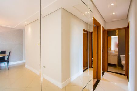 Apartamento à venda com 145m², 3 quartos e 2 vagasCorredor