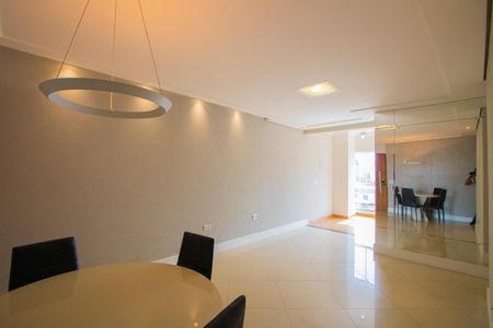 Apartamento à venda com 145m², 3 quartos e 2 vagasSala