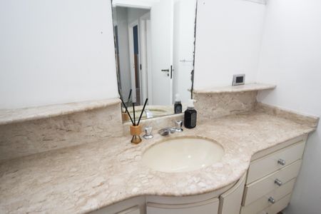 Apartamento para alugar com 103m², 3 quartos e 1 vagaBanheiro social