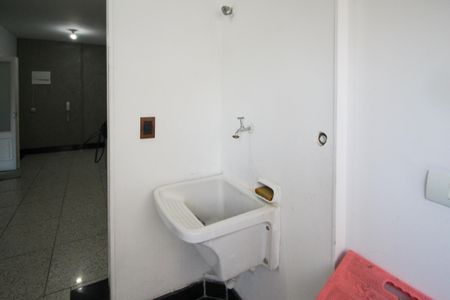 Apartamento para alugar com 103m², 3 quartos e 1 vagaÁrea de Serviço