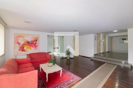 Apartamento à venda com 63m², 2 quartos e 1 vaga Apartamento à venda com 63m², 2 quartos e 1 vagaHall social