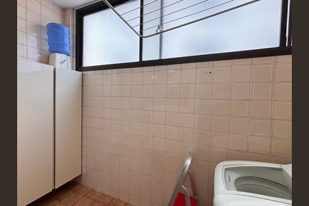 Apartamento à venda com 63m², 2 quartos e 1 vaga Apartamento à venda com 63m², 2 quartos e 1 vagaÁrea de Serviço