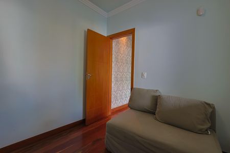 Casa à venda com 400m², 3 quartos e 3 vagas Casa à venda com 400m², 3 quartos e 3 vagasEscritório