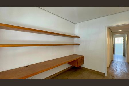 Apartamento à venda com 80m², 2 quartos e 1 vaga Apartamento à venda com 80m², 2 quartos e 1 vagaQuarto