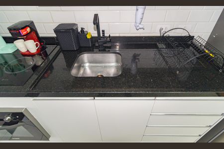 Apartamento para alugar com 57m², 2 quartos e 1 vagaDetalhe - Cozinha