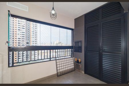 Apartamento para alugar com 57m², 2 quartos e 1 vagaVaranda