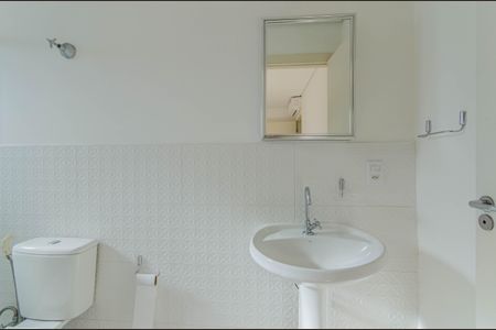 Casa de condomínio para alugar com 100m², 3 quartos e sem vagaBanheiro da Suíte 1