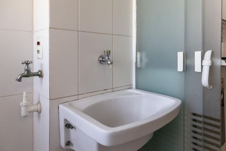 Apartamento para alugar com 71m², 2 quartos e 1 vagaÁrea de Serviço
