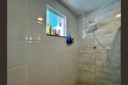 Casa de condomínio à venda com 220m², 4 quartos e 1 vagaSuíte 2 - Banheiro