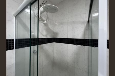 Casa de condomínio à venda com 220m², 4 quartos e 1 vagaBanheiro Social