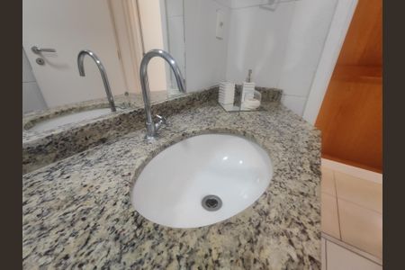 Apartamento à venda com 85m², 3 quartos e 1 vagaBanheiro Social