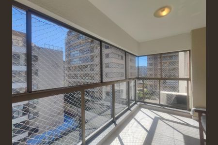 Apartamento à venda com 85m², 3 quartos e 1 vagaVaranda