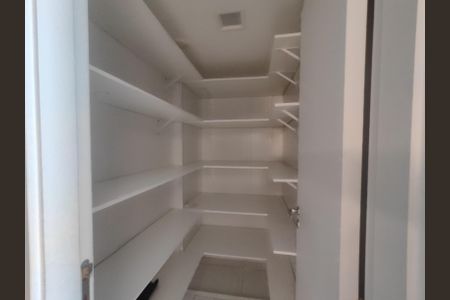 Apartamento à venda com 85m², 3 quartos e 1 vagaCozinha Despensa