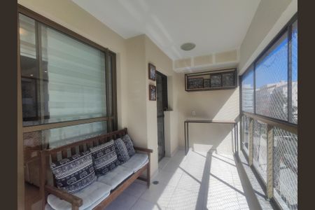 Apartamento à venda com 85m², 3 quartos e 1 vagaVaranda