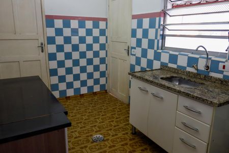 Casa à venda com 200m², 3 quartos e 1 vaga Casa à venda com 200m², 3 quartos e 1 vagaCozinha