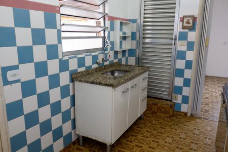 Casa à venda com 200m², 3 quartos e 1 vaga Casa à venda com 200m², 3 quartos e 1 vagaCozinha