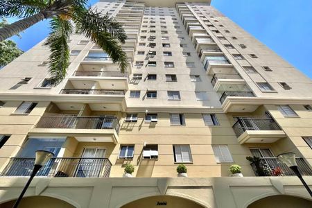 Apartamento à venda com 68m², 3 quartos e 1 vaga Apartamento à venda com 68m², 3 quartos e 1 vagaFachada do bloco