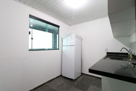 Cozinha  de apartamento para alugar com 1 quarto, 35m² em Água Branca, São Paulo