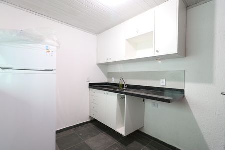 Cozinha  de apartamento para alugar com 1 quarto, 35m² em Água Branca, São Paulo