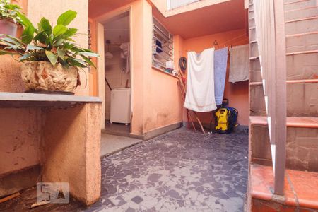 Casa para alugar com 300m², 3 quartos e 2 vagas Casa para alugar com 300m², 3 quartos e 2 vagasÁrea comum