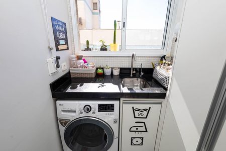 Apartamento à venda com 56m², 2 quartos e 1 vagaÁrea de Serviço