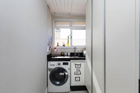 Apartamento à venda com 56m², 2 quartos e 1 vagaÁrea de Serviço