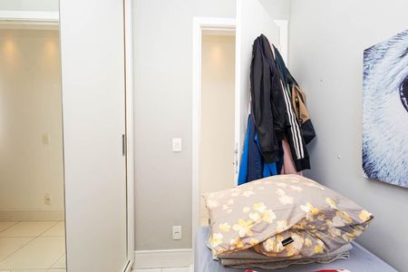 Apartamento à venda com 56m², 2 quartos e 1 vagaQuarto 2