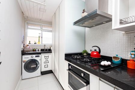 Apartamento à venda com 56m², 2 quartos e 1 vagaCozinha e Área de Serviço