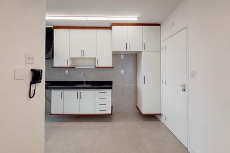 Apartamento para alugar com 77m², 3 quartos e 2 vagas Apartamento para alugar com 77m², 3 quartos e 2 vagasCozinha