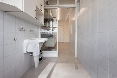Apartamento para alugar com 77m², 3 quartos e 2 vagas Apartamento para alugar com 77m², 3 quartos e 2 vagasÁrea de Serviço