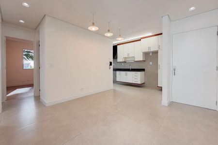 Apartamento para alugar com 77m², 3 quartos e 2 vagas Apartamento para alugar com 77m², 3 quartos e 2 vagasSala