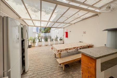 Apartamento para alugar com 77m², 3 quartos e 2 vagas Apartamento para alugar com 77m², 3 quartos e 2 vagasChurrasqueira