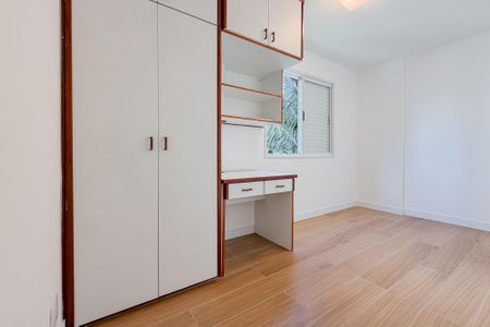 Apartamento para alugar com 77m², 3 quartos e 2 vagas Apartamento para alugar com 77m², 3 quartos e 2 vagasQuarto 2