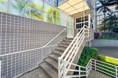 Apartamento para alugar com 77m², 3 quartos e 2 vagas Apartamento para alugar com 77m², 3 quartos e 2 vagasEntrada