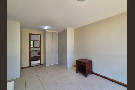 Apartamento para alugar com 300m², 3 quartos e 3 vagas Apartamento para alugar com 300m², 3 quartos e 3 vagasSuíte