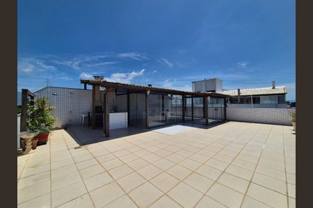 Apartamento para alugar com 300m², 3 quartos e 3 vagas Apartamento para alugar com 300m², 3 quartos e 3 vagasTerraço