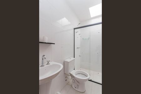 Casa para alugar com 75m², 3 quartos e 2 vagasBanheiro