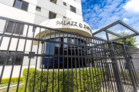 Apartamento para alugar com 60m², 2 quartos e 1 vagaFachada