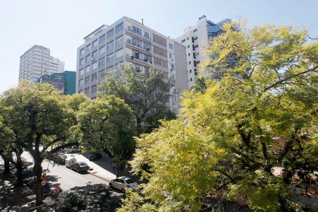 Vista do Quarto 1  de apartamento para alugar com 2 quartos, 78m² em Independência, Porto Alegre
