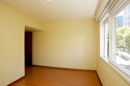 Quarto 1 de apartamento para alugar com 2 quartos, 78m² em Independência, Porto Alegre