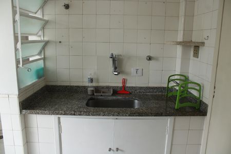 Apartamento para alugar com 76m², 2 quartos e 1 vagaCozinha