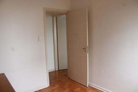 Apartamento para alugar com 76m², 2 quartos e 1 vagaQuarto 1