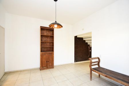 Sala 2 de casa para alugar com 4 quartos, 220m² em Sumaré, São Paulo