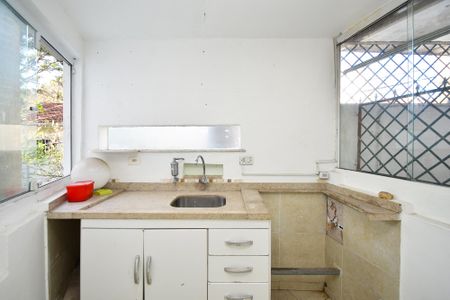 cozinha de casa para alugar com 4 quartos, 220m² em Sumaré, São Paulo