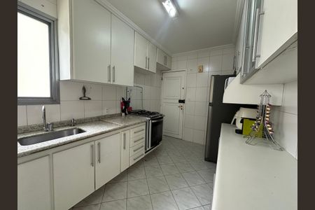 Apartamento para alugar com 264m², 4 quartos e 3 vagasCozinha
