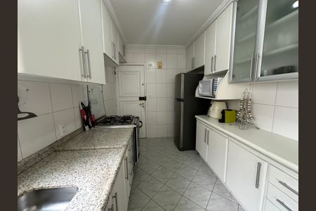 Apartamento para alugar com 264m², 4 quartos e 3 vagasCozinha